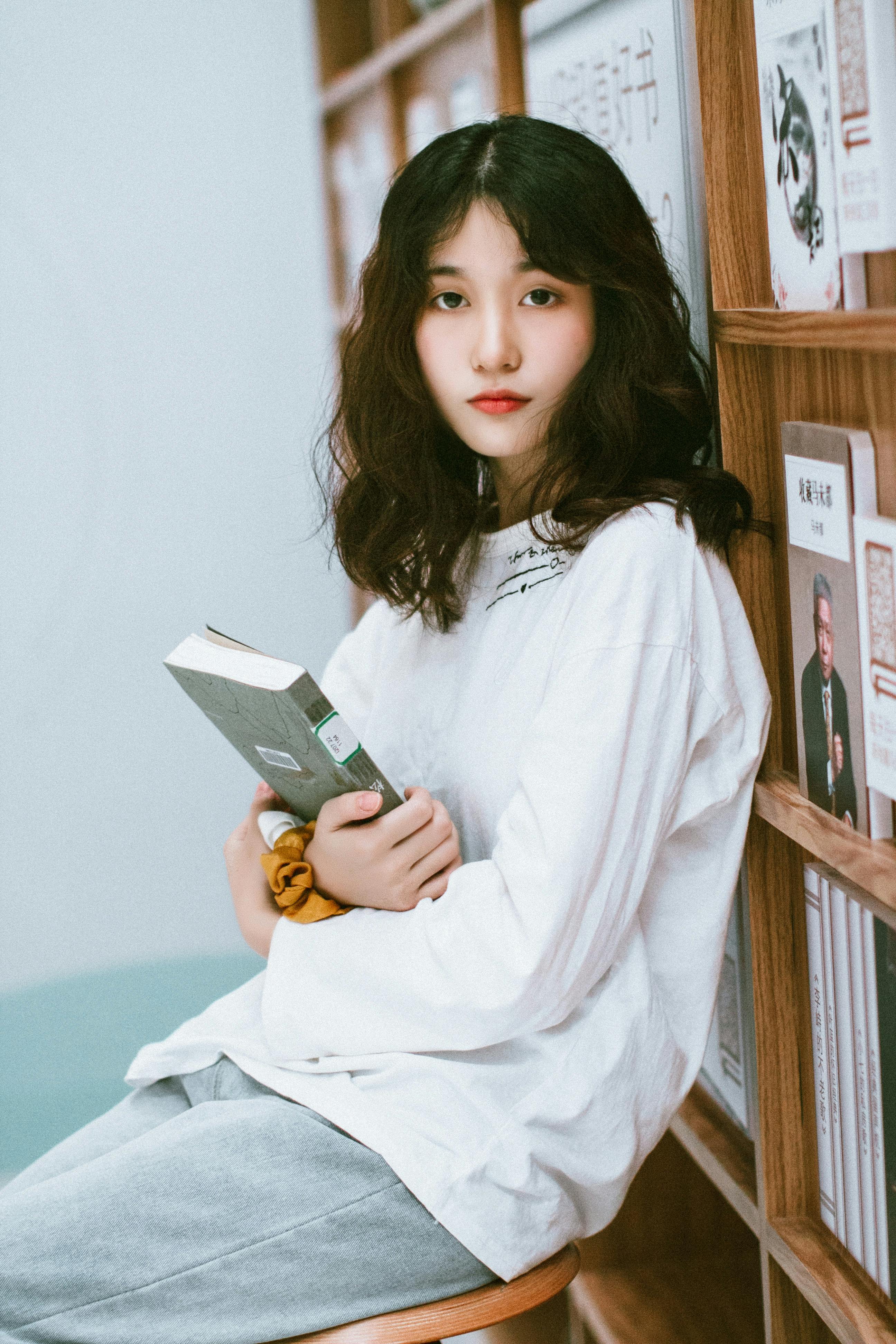 一人人物氛围图